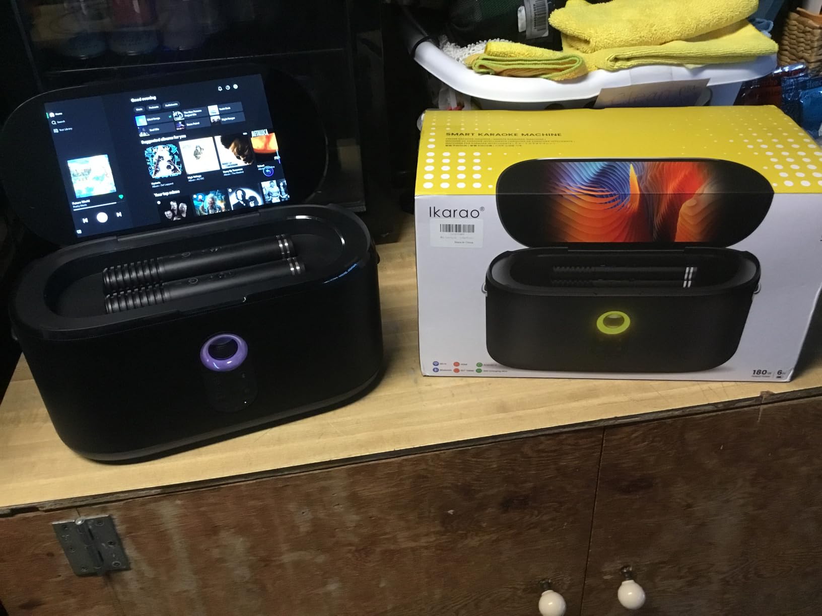 Customer photo of the Ikarao Shell S1 beside its product box